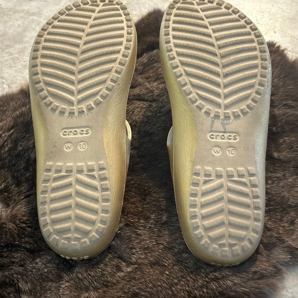 CROCS Kadee II Slide Sandal Women Size 10 Metallic Gold - Picture 4 of 7